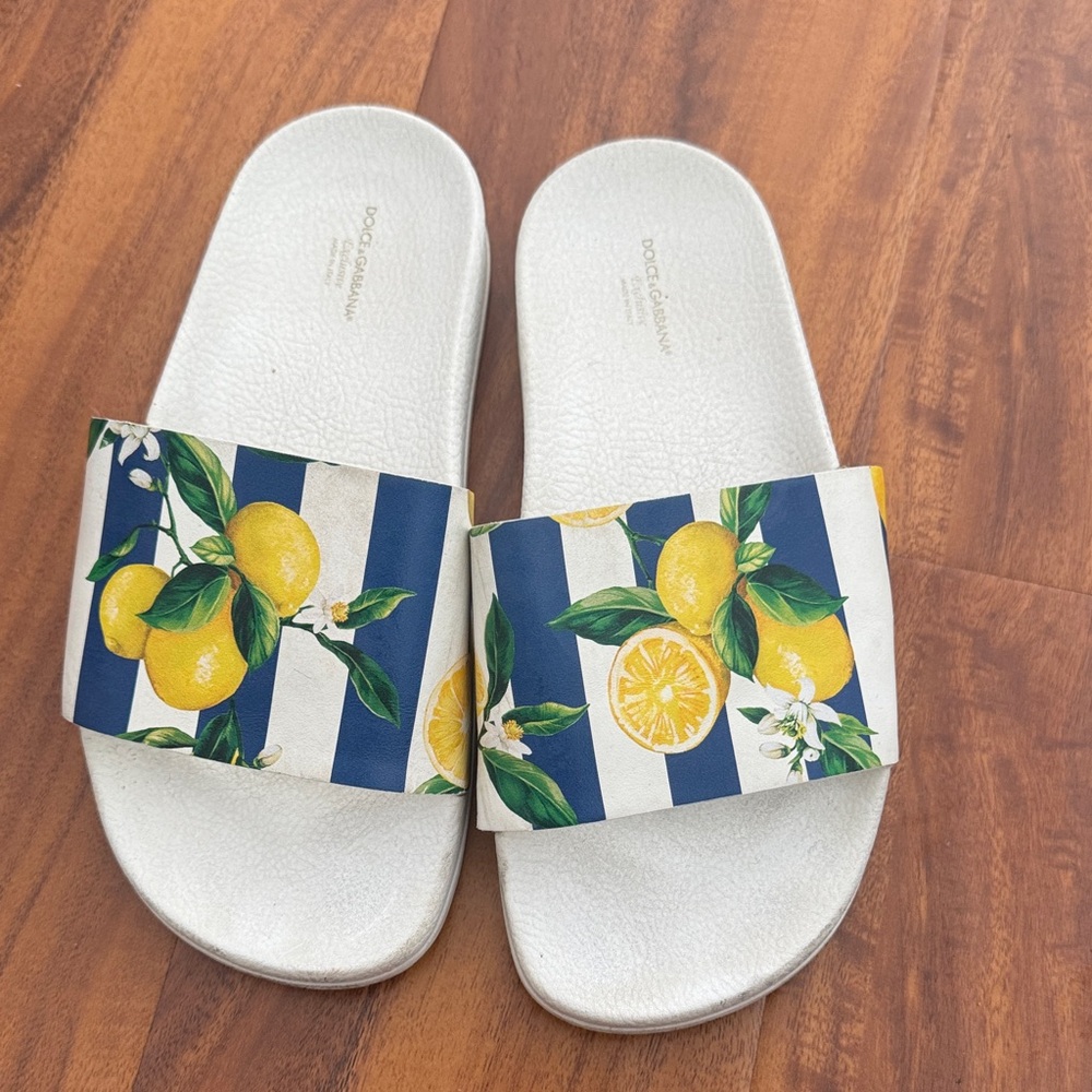Girls Dolce & Gabbana Blue and White exclusive Lemon Slides size 3